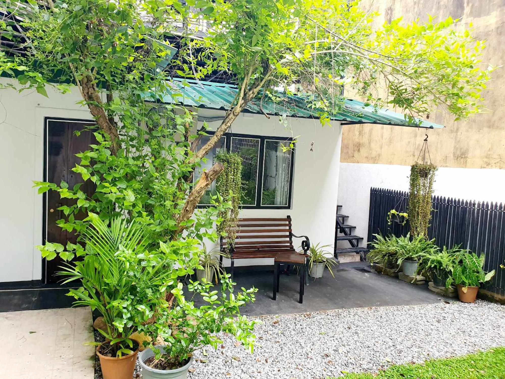 Home From Home นูจีโกดา ภายนอก รูปภาพ